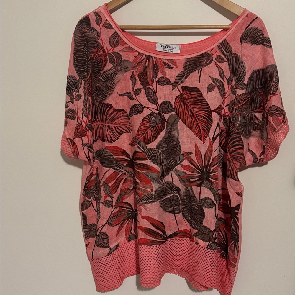 Via Vitale Pink and Black Leaf Pattern Blouse